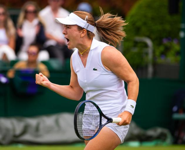 How to Watch Lulu Sun's Historic Wimbledon Quarter-Final Match: New Zealand's Tennis Prodigy Reaches Milestone - Adela Journal - News from around the World