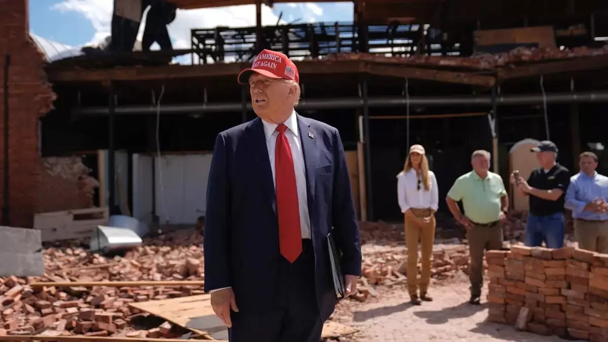 Trump Launches GoFundMe, Raking in $1M for Hurricane Helene Relief - Adela Journal - News from around the World